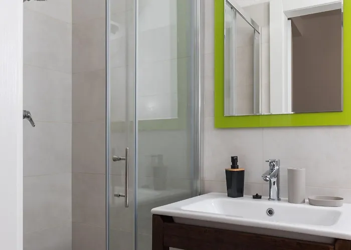 Апартаменты Life -