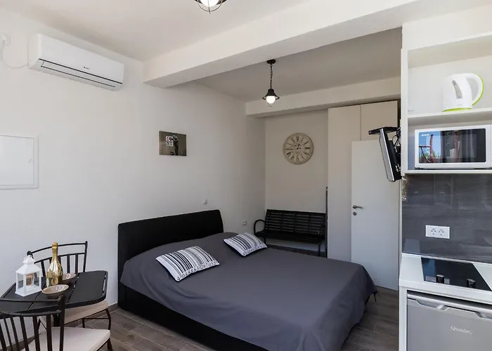 Life - Апартаменты *